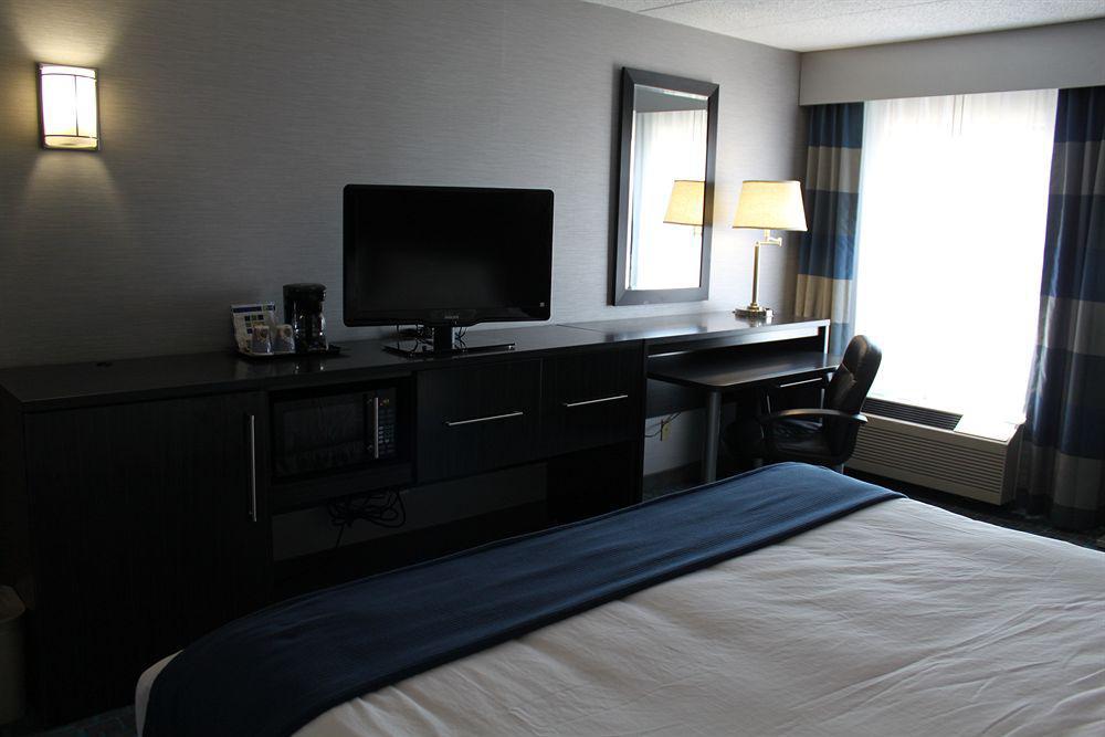 Holiday Inn Express Janesville-I-90 & Us Highway 14 By Ihg Экстерьер фото