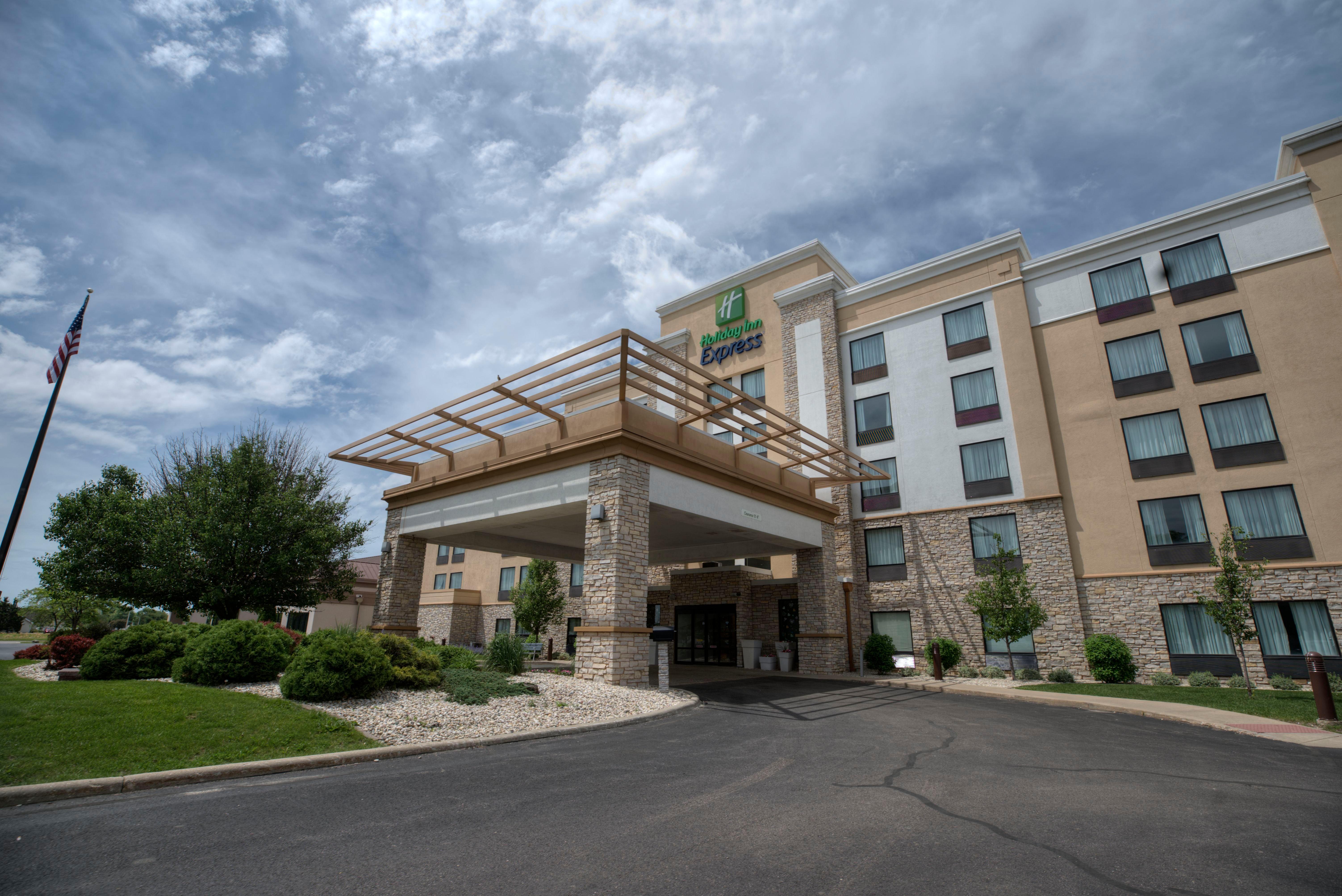 Holiday Inn Express Janesville-I-90 & Us Highway 14 By Ihg Экстерьер фото